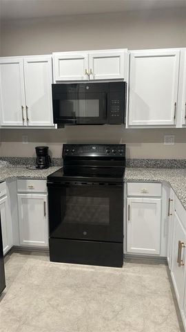 1070 NW 6th Ter, Florida City, FL 33034