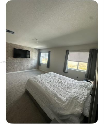 1070 NW 6th Ter, Florida City, FL 33034