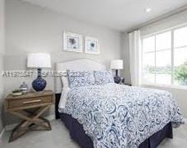 1070 NW 6th Ter, Florida City, FL 33034