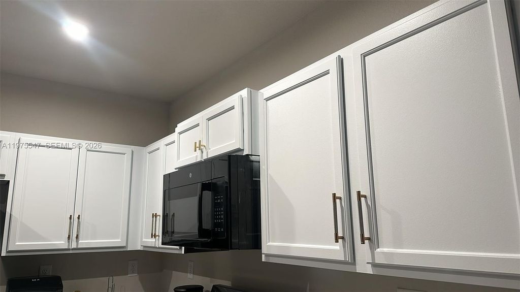 1070 NW 6th Ter, Florida City, FL 33034