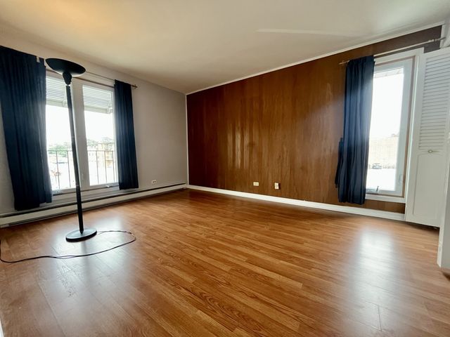 9800 S Karlov Avenue 2D, Oak Lawn, IL 60453