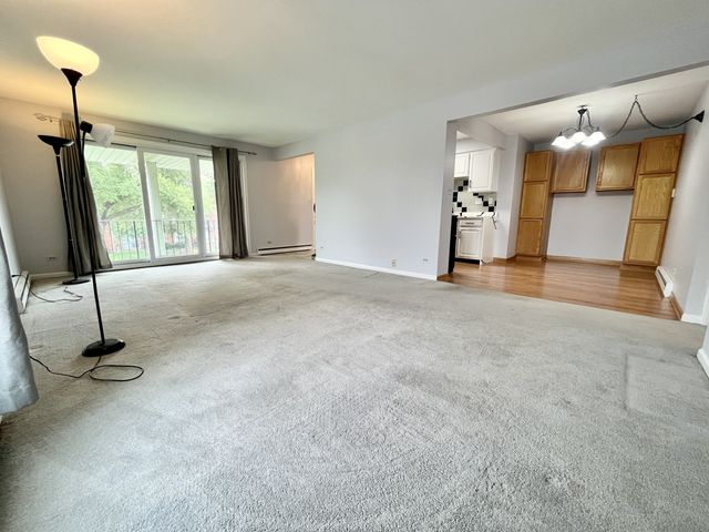 9800 S Karlov Avenue 2D, Oak Lawn, IL 60453