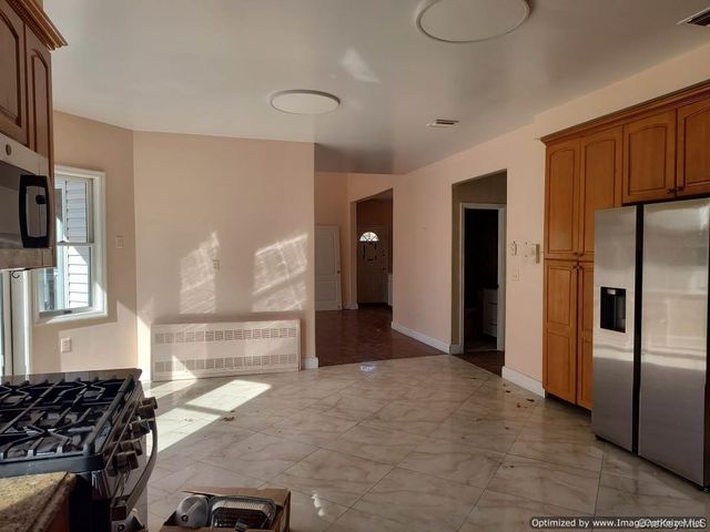 73 W Maple Avenue, Monsey, NY 10952