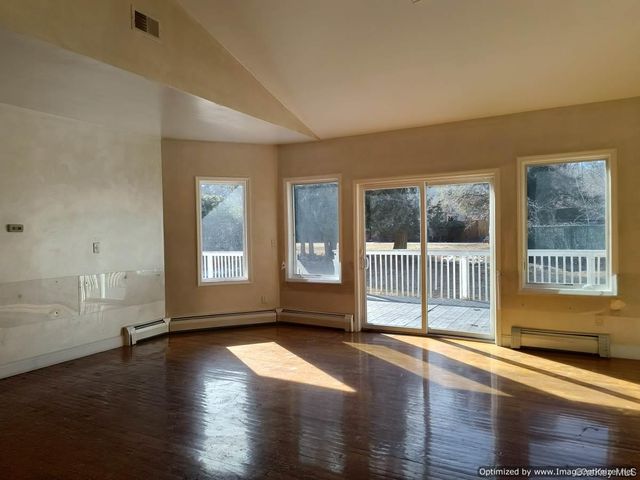 73 W Maple Avenue, Monsey, NY 10952