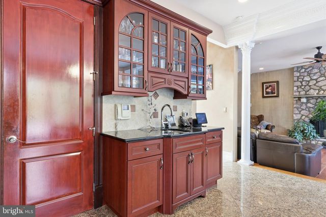 534 HOLLY KNOLL, Churchville, PA 18966