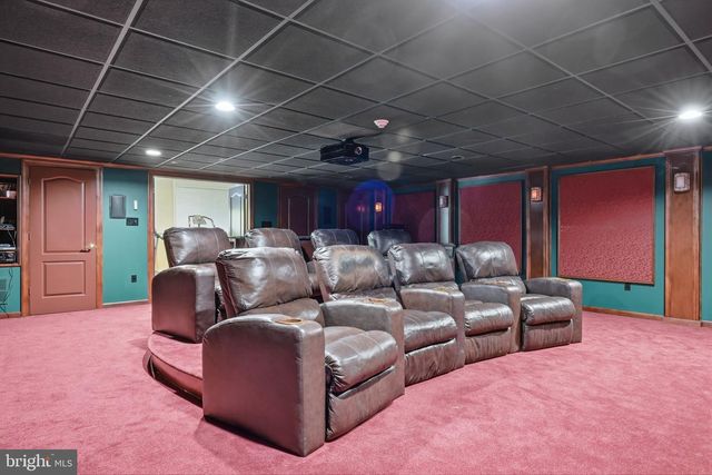 534 HOLLY KNOLL, Churchville, PA 18966