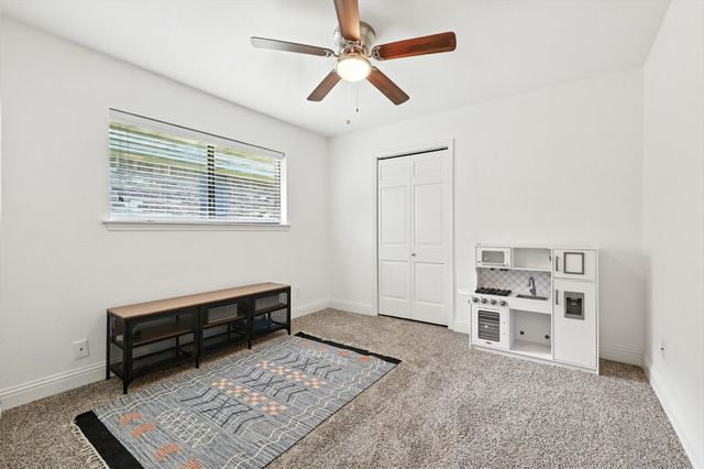 2405 Castle Street, Irving, TX 75038