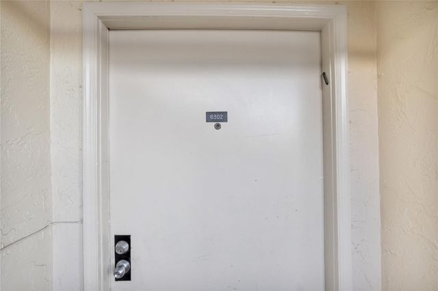 23344 Carolwood Lane 302, Boca Raton, FL 33428