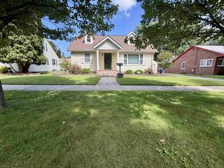 1720 Myra Avenue, Janesville, WI 53548