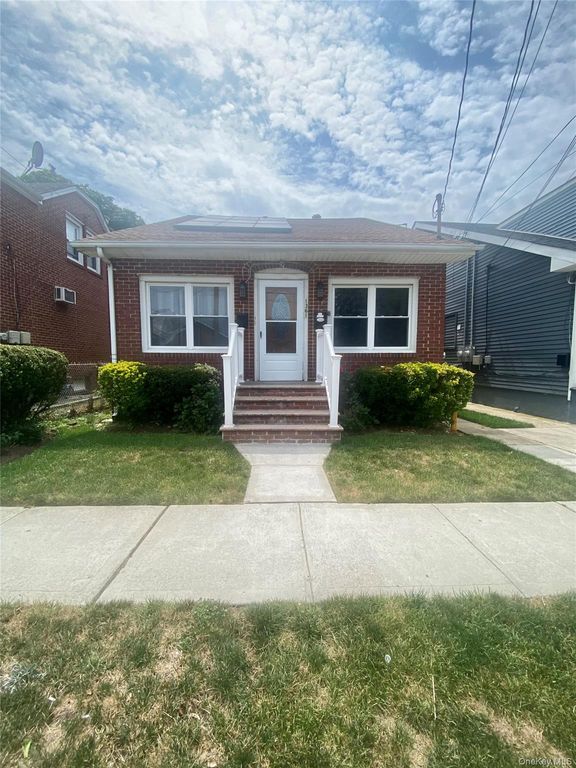 1361 Star Avenue, Elmont, NY 11003