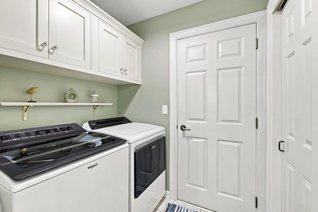 4949 Lake DRIVE, West Bend, WI 53095