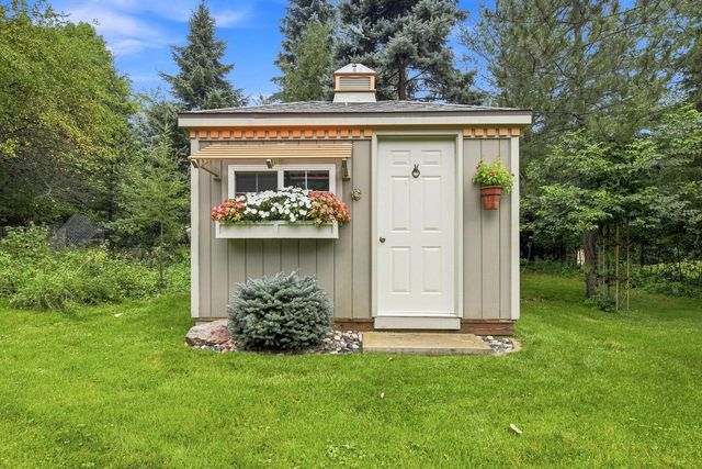 4949 Lake DRIVE, West Bend, WI 53095