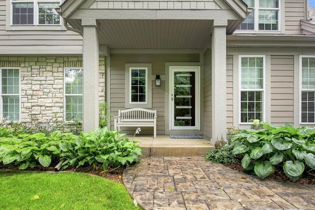 4949 Lake DRIVE, West Bend, WI 53095