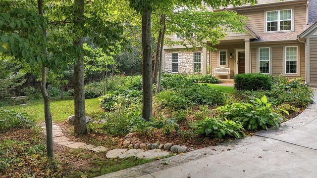 4949 Lake DRIVE, West Bend, WI 53095
