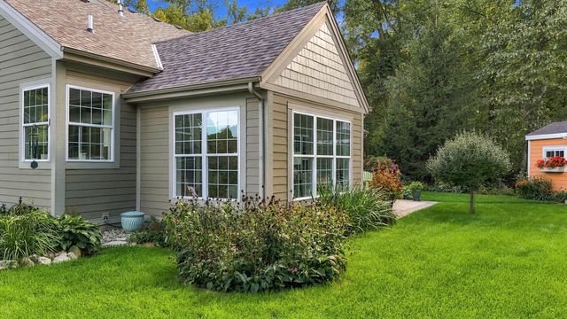 4949 Lake DRIVE, West Bend, WI 53095