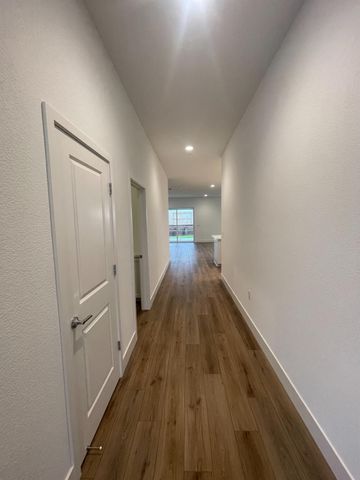 816 Rosette Ct, Roseville, CA 95747