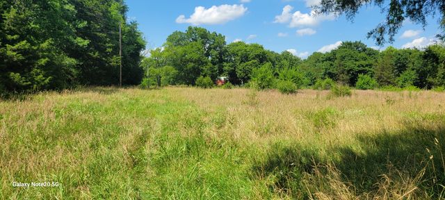 2 Clem Creek Rd, Chapel Hill, TN 37034