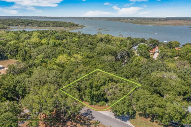 700 Wilkes Ct., St Augustine, FL 32086