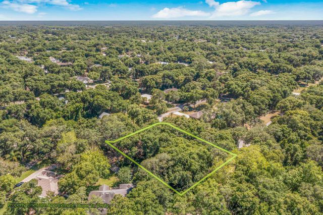 700 Wilkes Ct., St Augustine, FL 32086