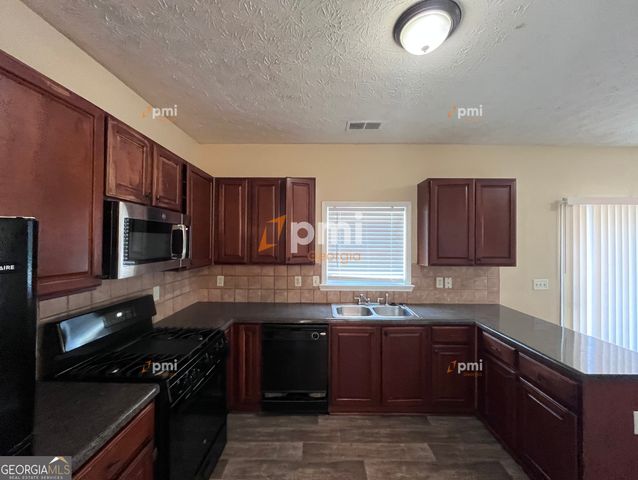 7151 Flagstone Place, Union City, GA 30291