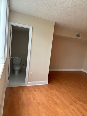 6045 NW 186th Street 309, Hialeah, FL 33015