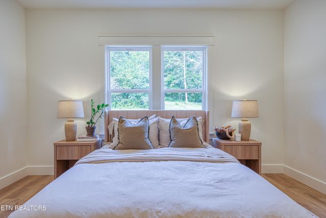 160 Huckleberry Hollow, Kingston, TN 37763