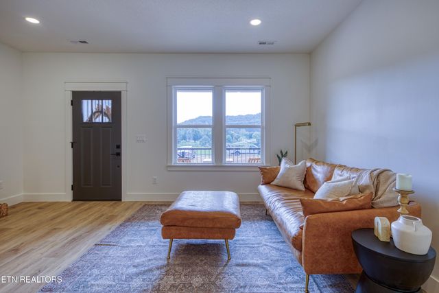 160 Huckleberry Hollow, Kingston, TN 37763