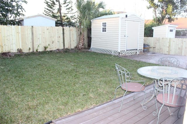 522 SE 20th Court, Boynton Beach, FL 33435