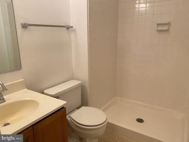 6558 SAND WEDGE CT, Alexandria, VA 22312