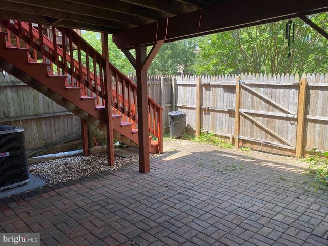 6558 SAND WEDGE CT, Alexandria, VA 22312