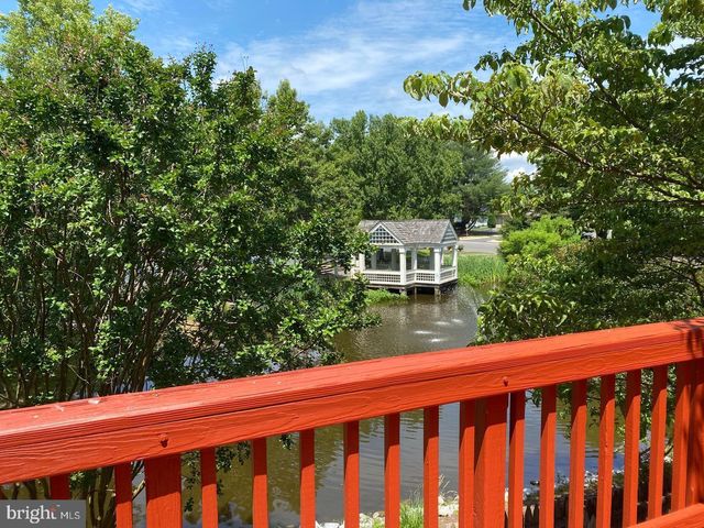 6558 SAND WEDGE CT, Alexandria, VA 22312
