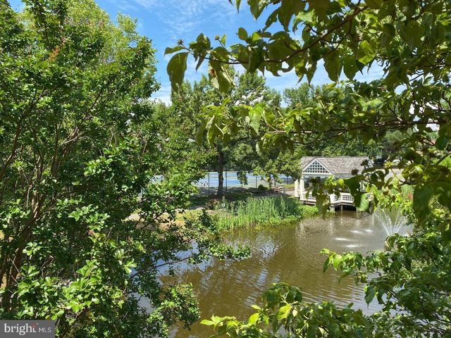 6558 SAND WEDGE CT, Alexandria, VA 22312
