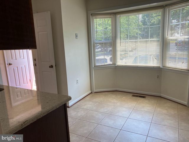 6558 SAND WEDGE CT, Alexandria, VA 22312