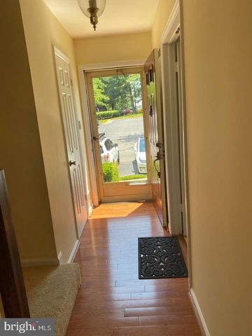 6558 SAND WEDGE CT, Alexandria, VA 22312