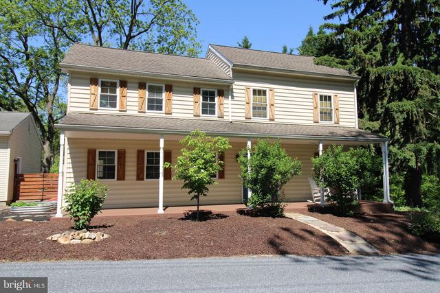 665 HEMPFIELD HILL RD, Columbia, PA 17512