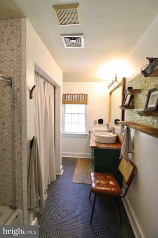 665 HEMPFIELD HILL RD, Columbia, PA 17512