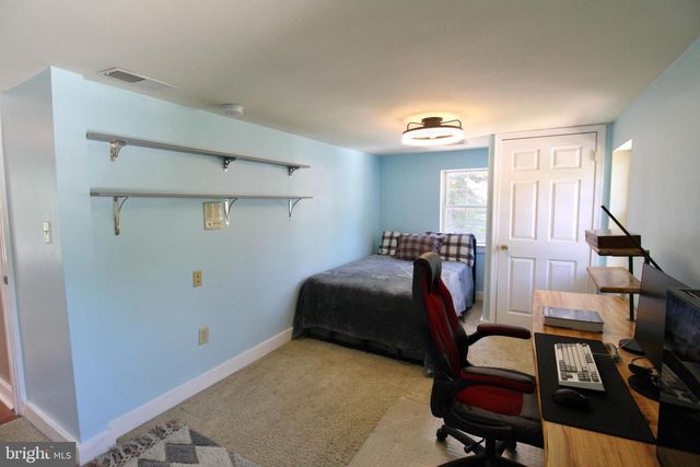 665 HEMPFIELD HILL RD, Columbia, PA 17512