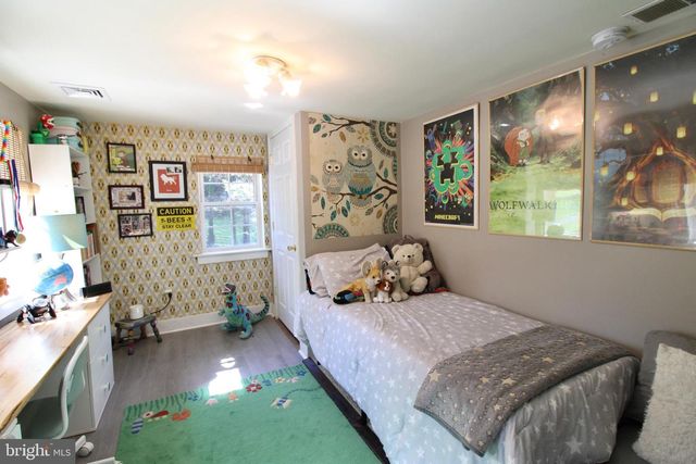 665 HEMPFIELD HILL RD, Columbia, PA 17512