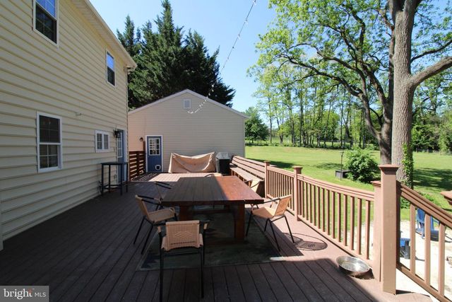 665 HEMPFIELD HILL RD, Columbia, PA 17512
