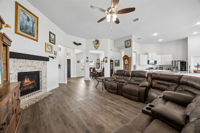 6608 Woodley Court, Mesquite, TX 75126
