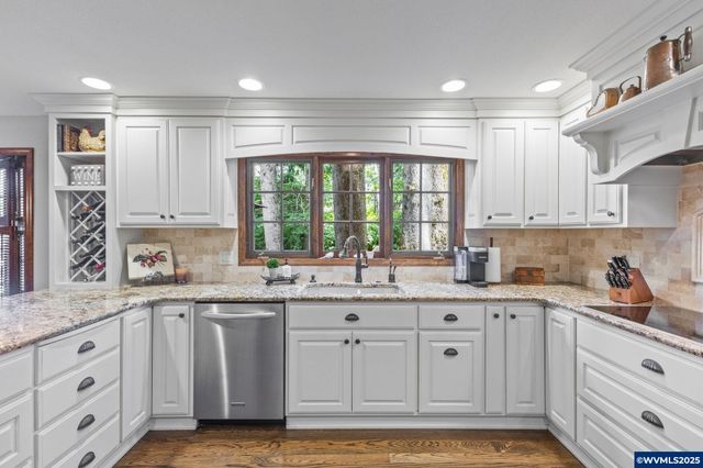 465 McKinley St SE, Salem, OR 97302