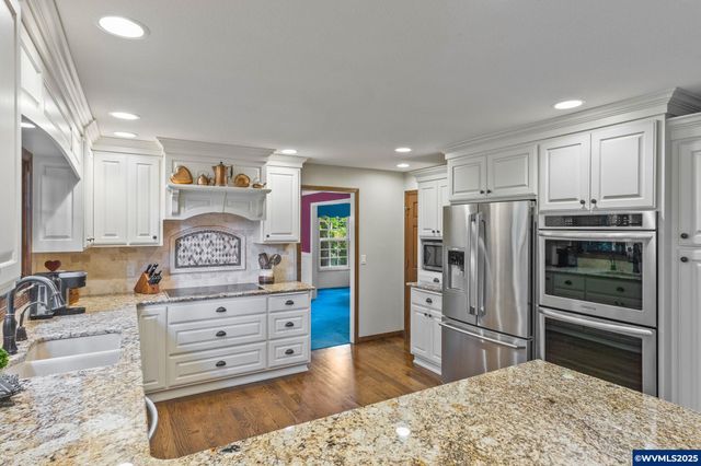 465 McKinley St SE, Salem, OR 97302