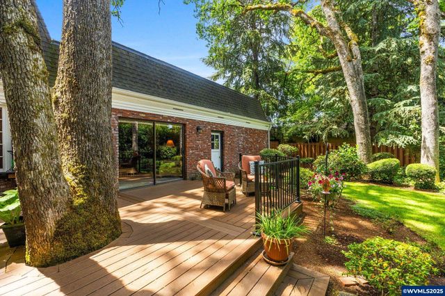 465 McKinley St SE, Salem, OR 97302