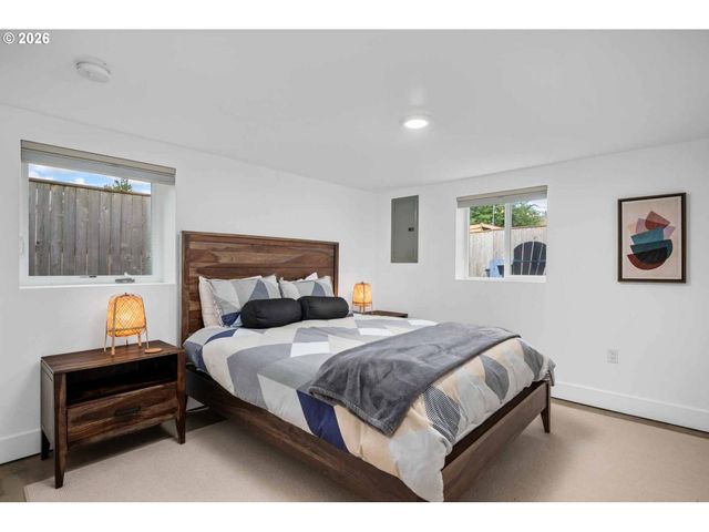 17855 OCEAN Blvd, Rockaway Beach, OR 97136