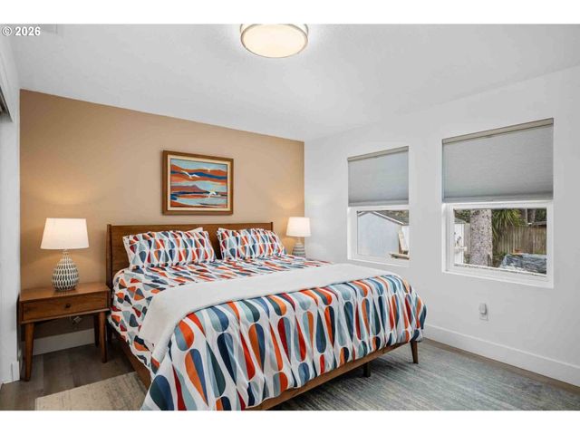 17855 OCEAN Blvd, Rockaway Beach, OR 97136