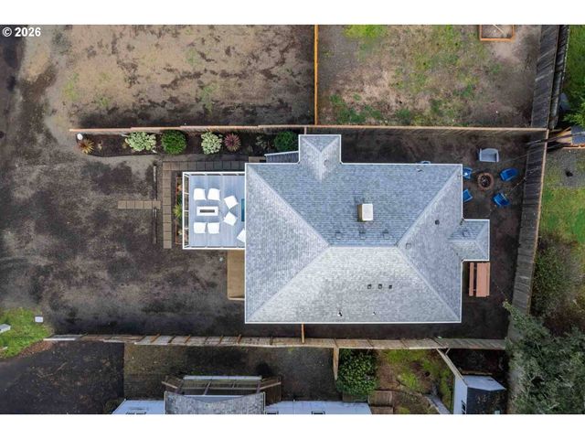 17855 OCEAN Blvd, Rockaway Beach, OR 97136