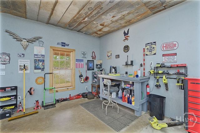 725 Amber Lakes Court, Social Circle, GA 30025