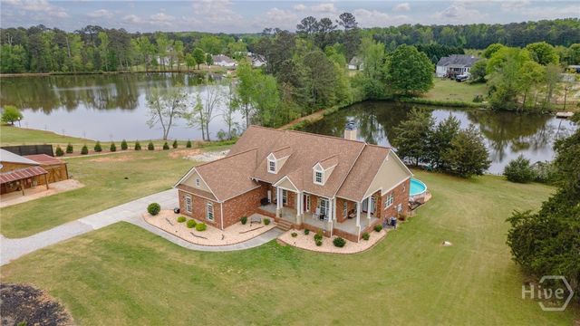 725 Amber Lakes Court, Social Circle, GA 30025