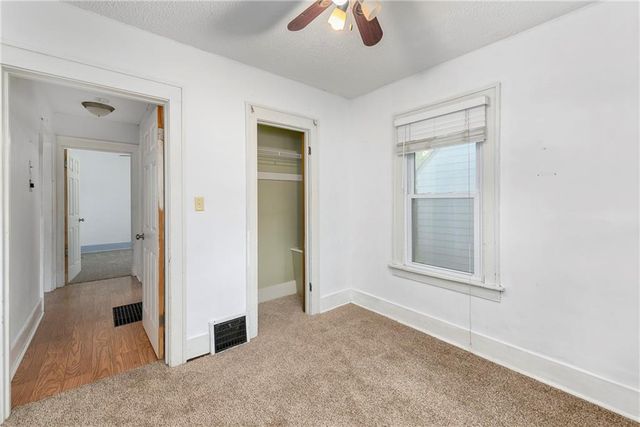 526 Oak Street, Leavenworth, KS 66048