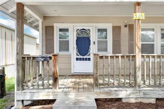 526 Oak Street, Leavenworth, KS 66048